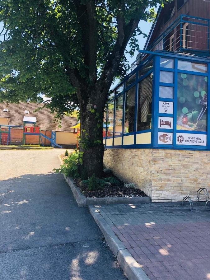 Penzion Kamenec Zakamenne Esterno foto