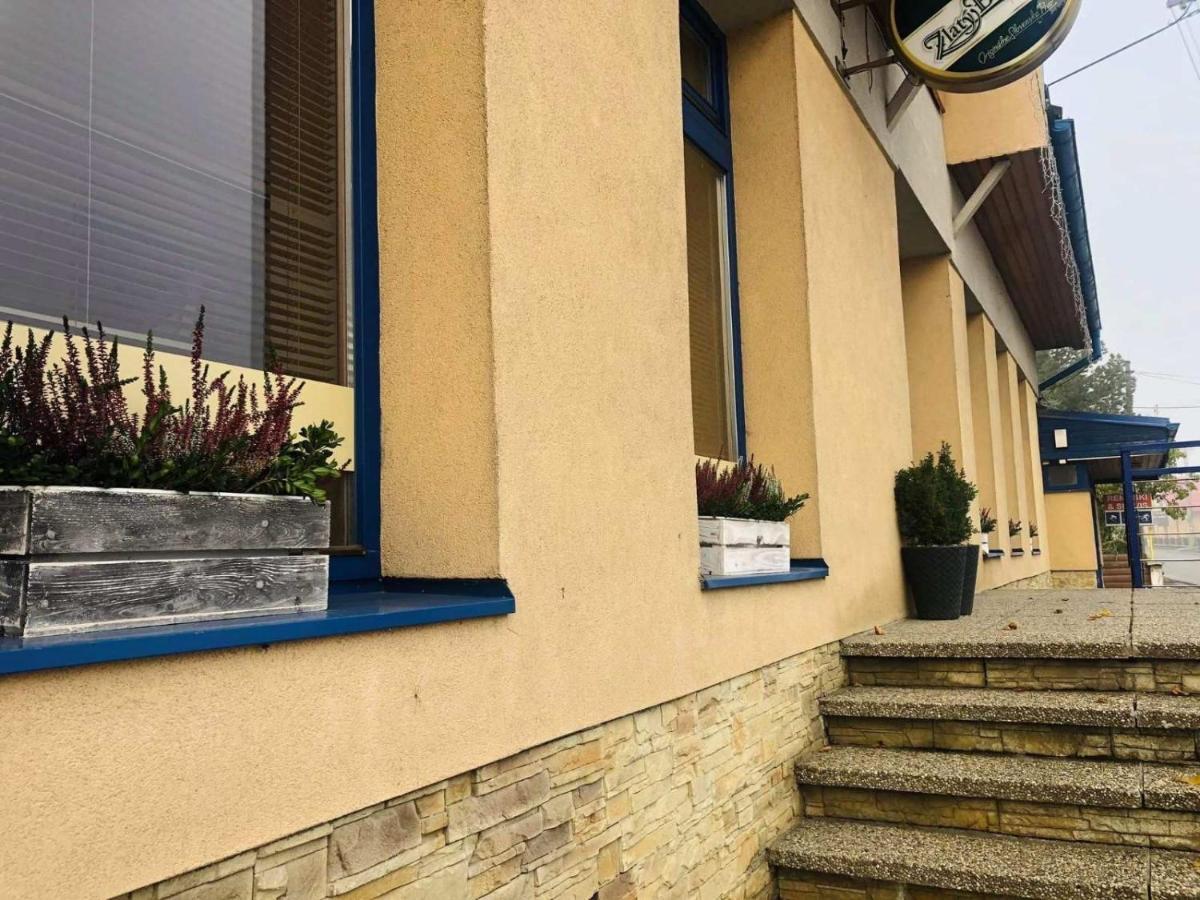 Penzion Kamenec Zakamenne Esterno foto